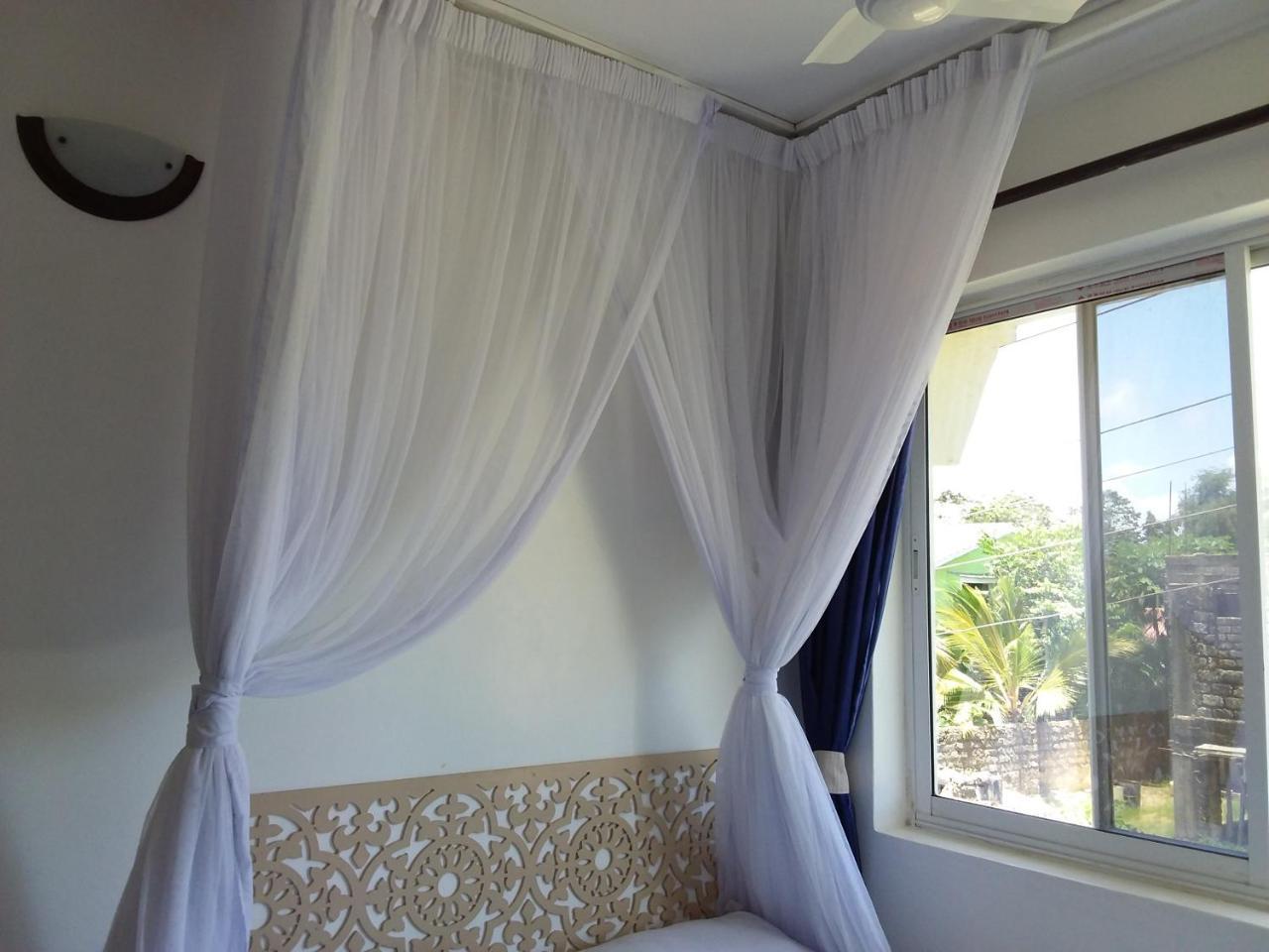 Royal Palms Apartment A4 モンバサ エクステリア 写真