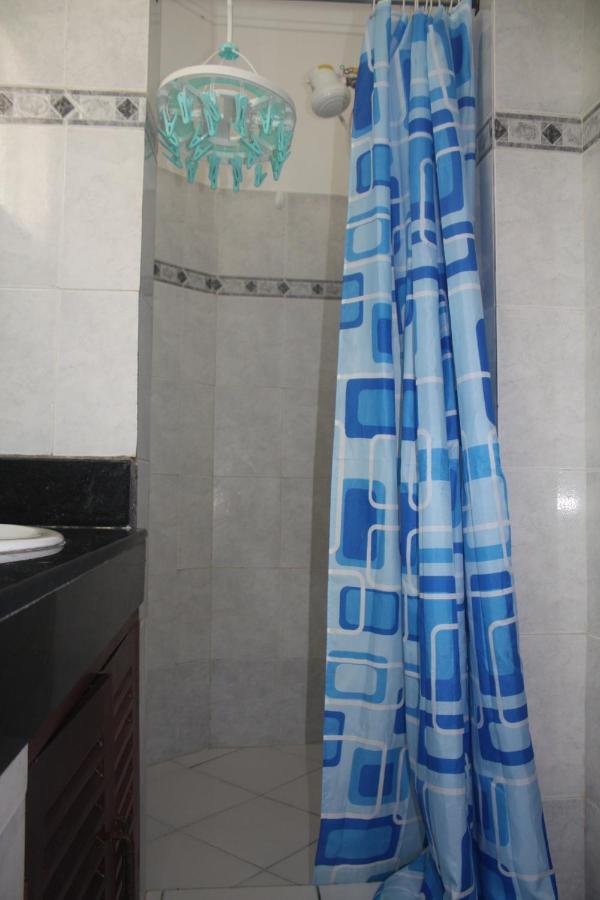 Royal Palms Apartment A4 モンバサ エクステリア 写真